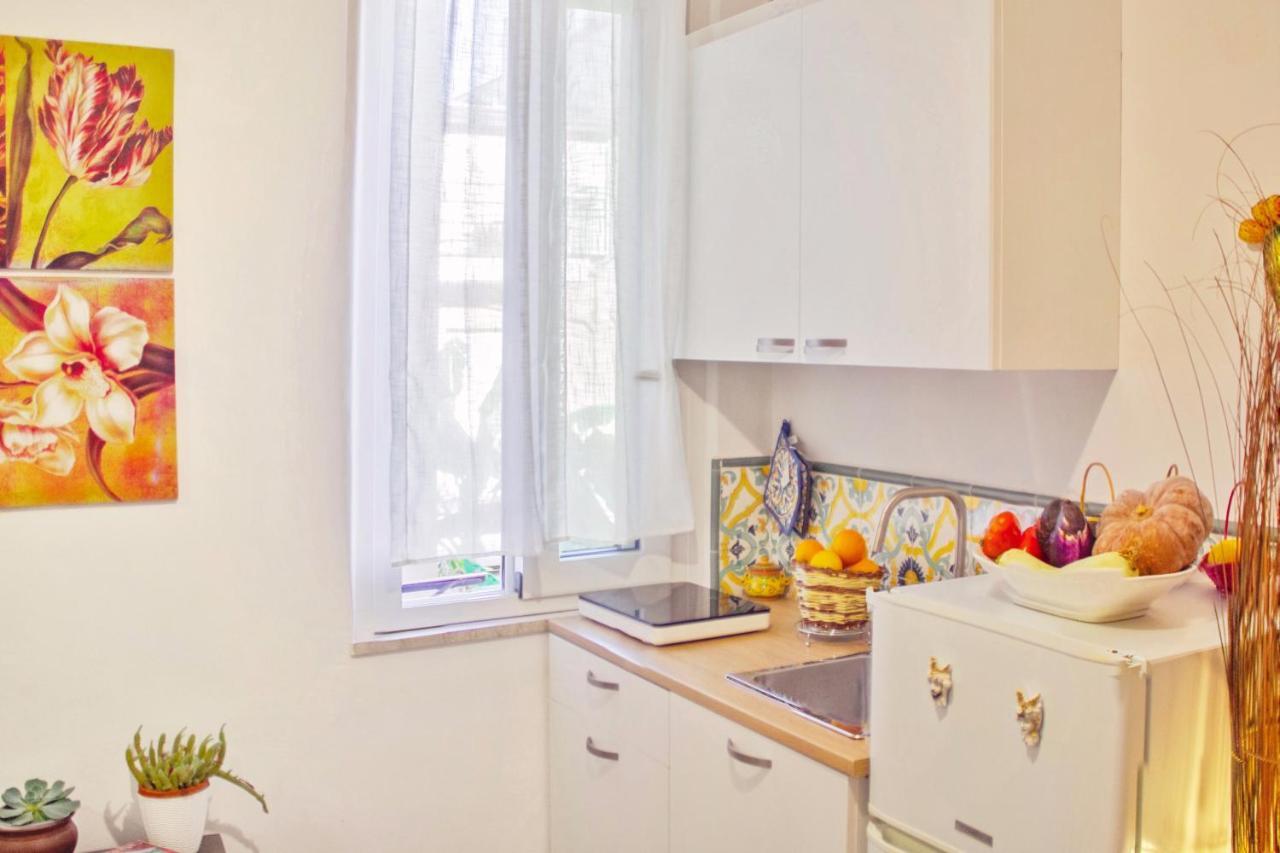 Bilocale Holiday Taormina Centro Apartment ภายนอก รูปภาพ